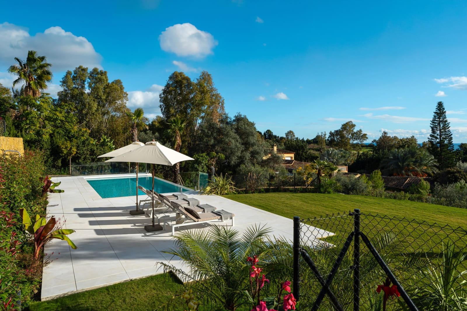 5 sovrum Villa till salu i Golden Mile med pool garage - 13 500 000 € (Ref: 9815712)