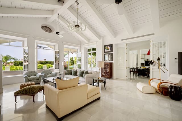 6 soveværelse Villa til salg i Sierra Blanca, Marbella med swimmingpool garage - € 11.950.000 (Ref: 9815714)
