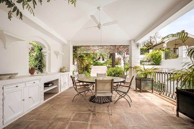 6 soveværelse Villa til salg i Sierra Blanca, Marbella med swimmingpool garage - € 11.950.000 (Ref: 9815714)