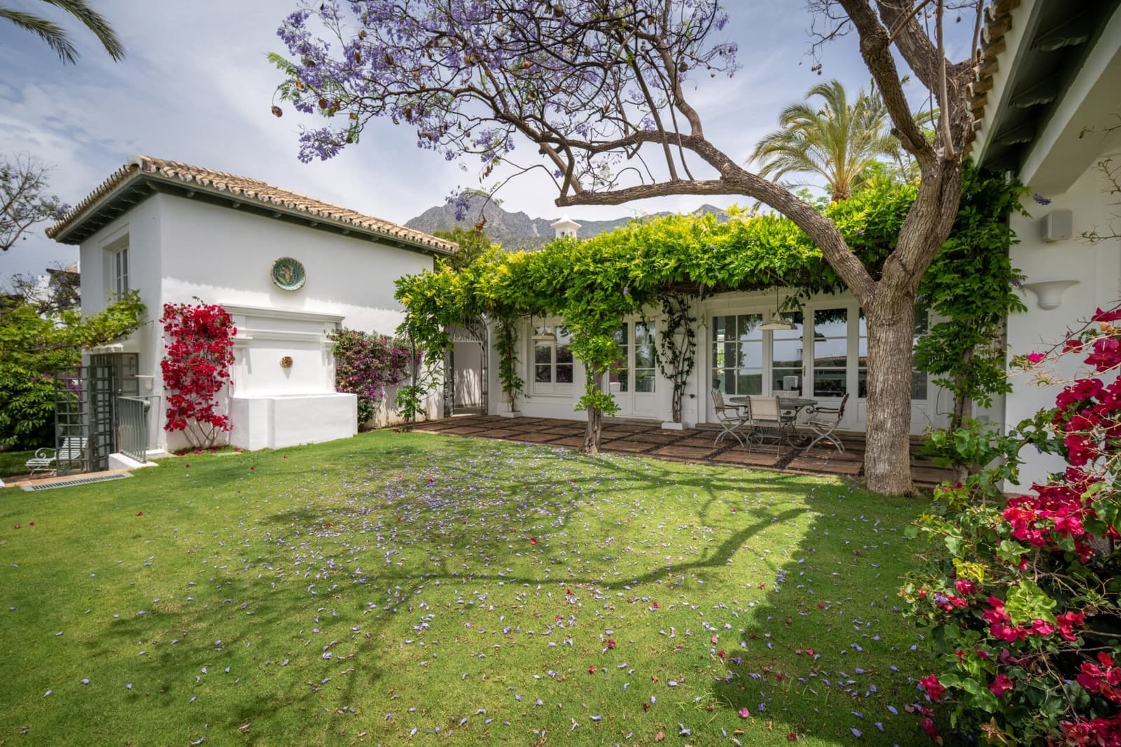 6 chambre Villa/Maison à vendre à Golden Mile avec piscine garage - 11 950 000 € (Ref: 9815714)