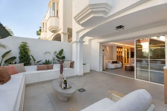 3 soverom Hus til salgs i Golden Mile, Marbella med garasje - € 1 495 000 (Ref: 9815716)