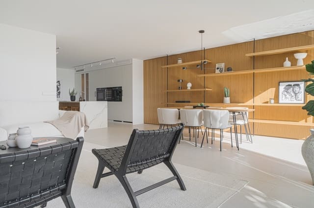 3 sovrum Lägenhet till salu i Nueva Andalucia, Marbella med pool garage - 1 349 000 € (Ref: 9815717)