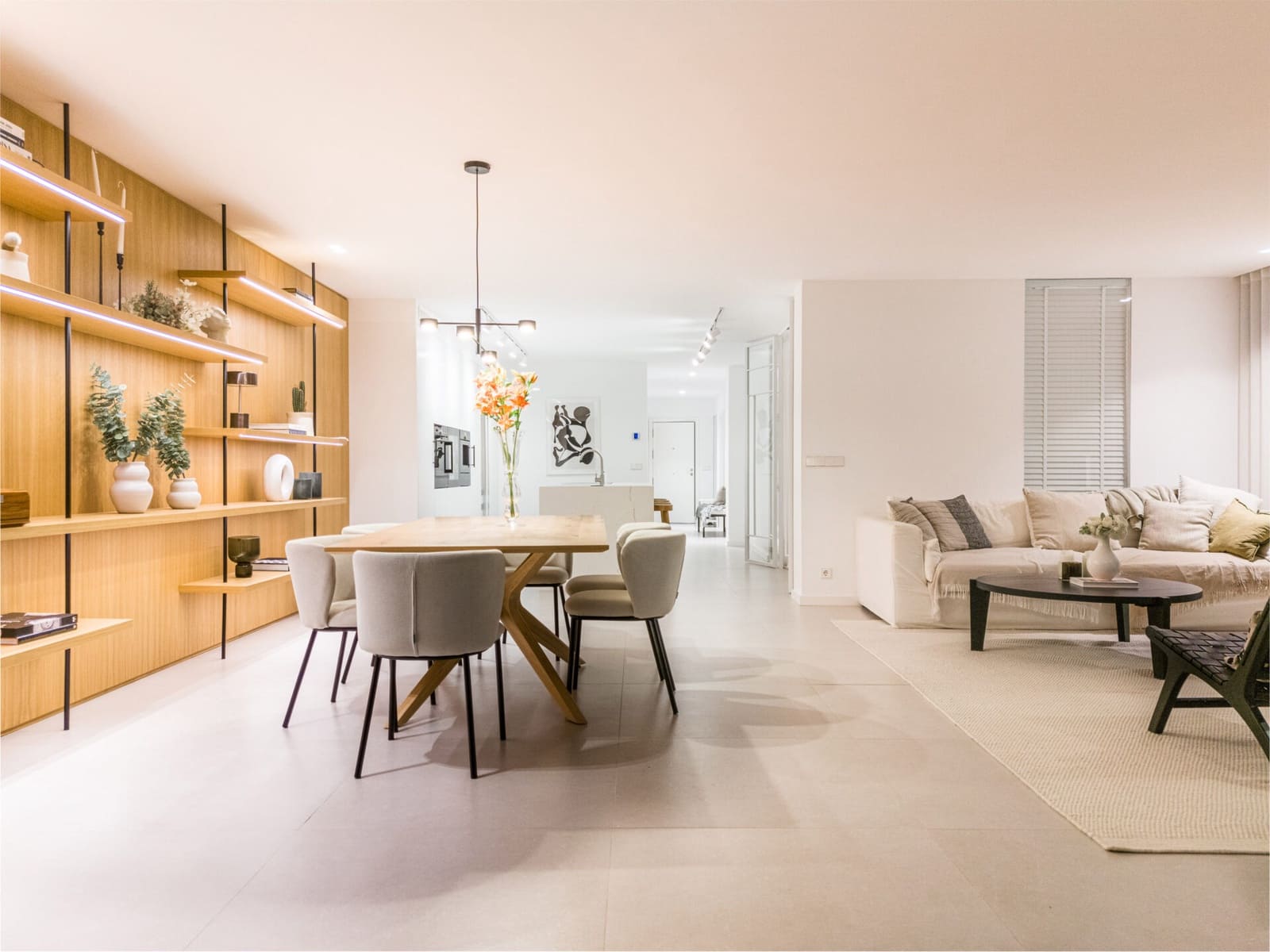 3 sovrum Lägenhet till salu i Nueva Andalucia med pool garage - 1 349 000 € (Ref: 9815717)