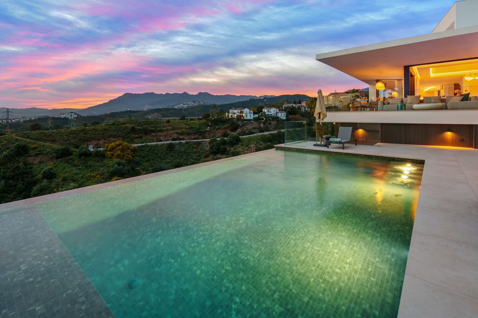 4 camera da letto Villa in vendita in El Rosario con piscina garage - 6.500.000 € (Rif: 9817837)