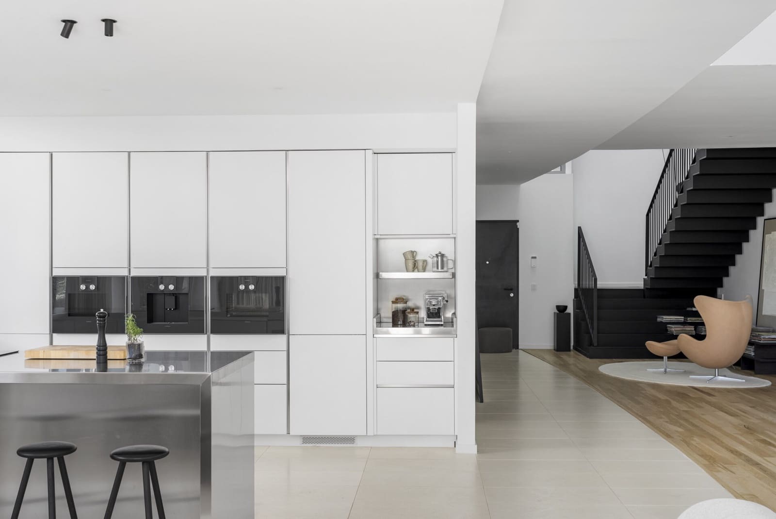 3 sypialnia Dom na sprzedaż w Golden Mile z basenem garażem - 3 850 000 € (Ref: 9817838)