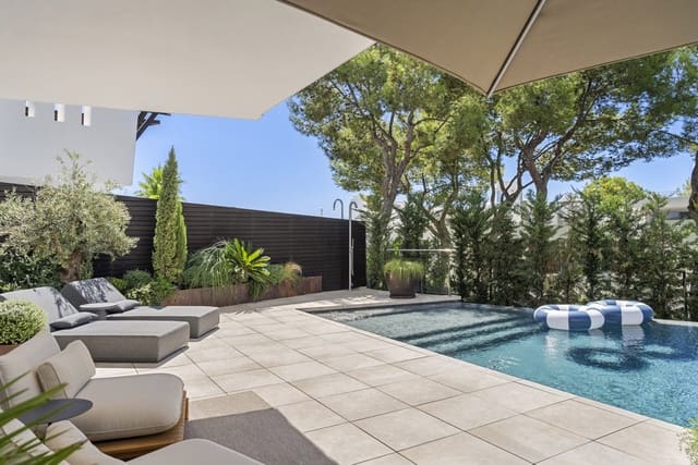 3 sypialnia Dom na sprzedaż w Sierra Blanca, Marbella z basenem garażem - 3 850 000 € (Ref: 9817838)