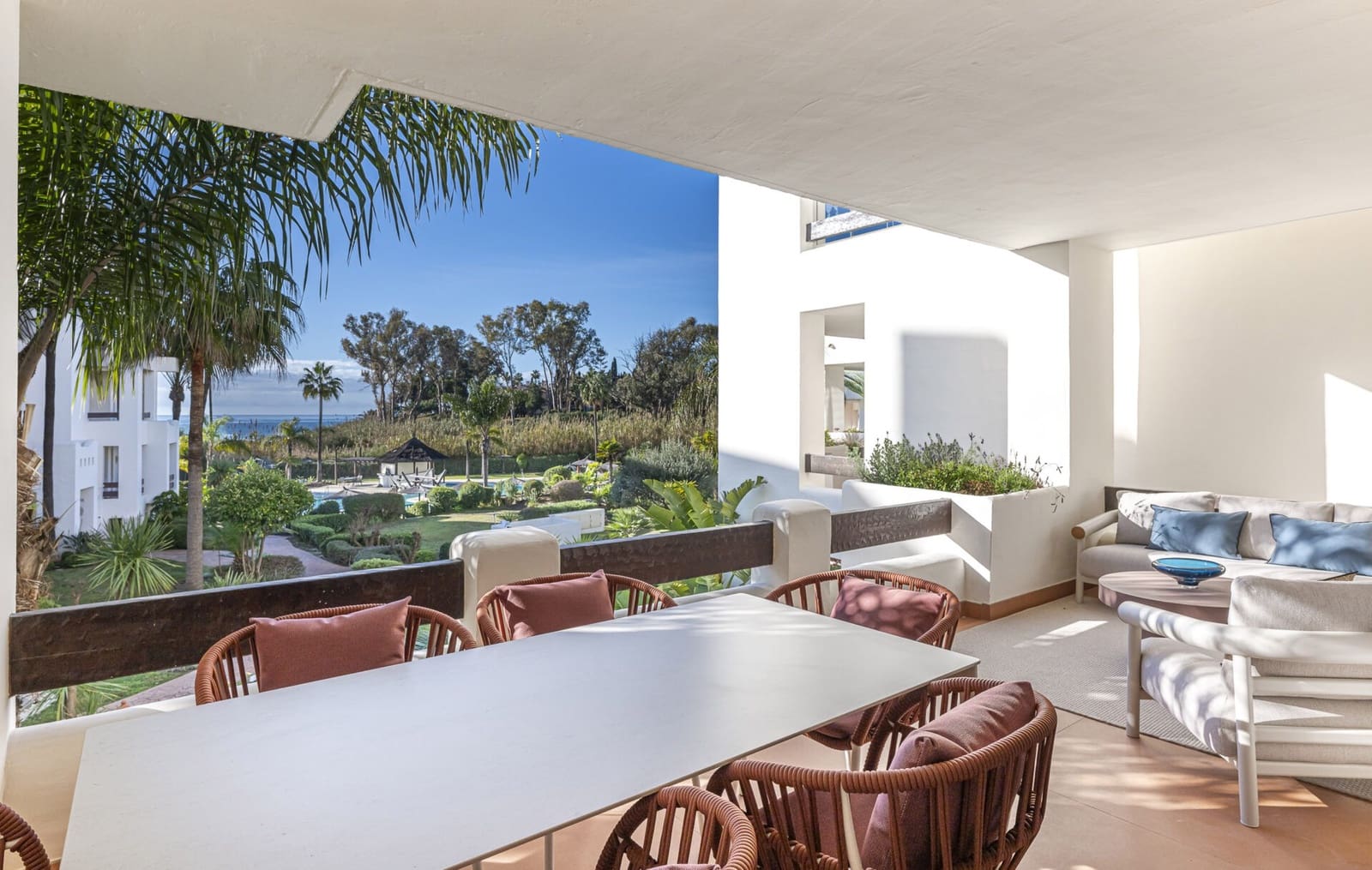 3 bedroom Apartment for sale in New Golden Mile with pool garage - € 1,895,000 (Ref: 9817839)