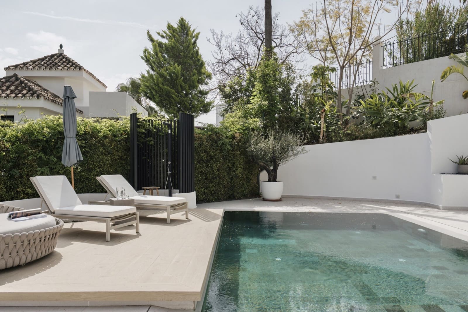 5 chambre Villa/Maison à vendre à Nueva Andalucia avec piscine - 3 250 000 € (Ref: 9822416)