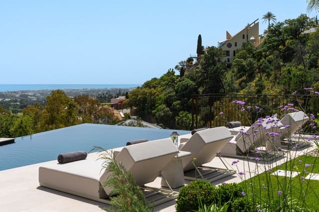 6 bedroom Villa for sale in Benahavís with pool garage - € 8,795,000 (Ref: 9824749)