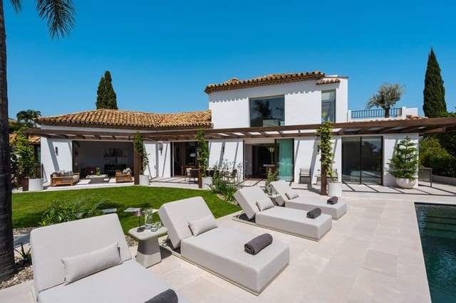 6 bedroom Villa for sale in Benahavís with pool garage - € 8,795,000 (Ref: 9824749)