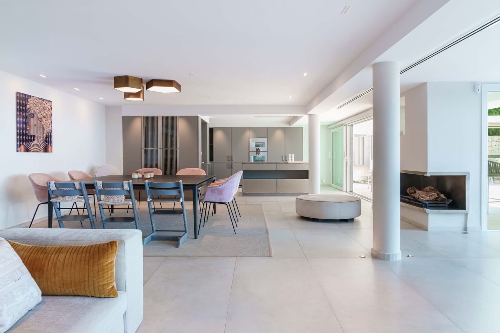 5 bedroom Villa for sale in Golden Mile with pool - € 6,200,000 (Ref: 9831077)