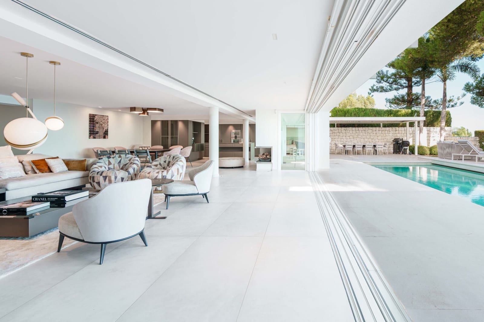 5 bedroom Villa for sale in Golden Mile with pool - € 6,200,000 (Ref: 9831077)