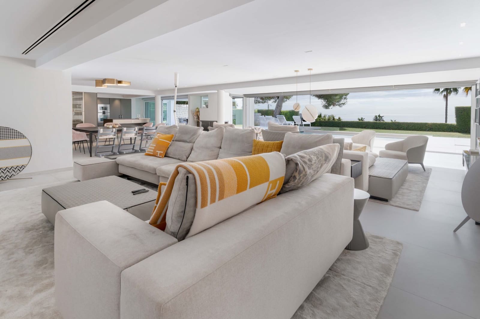 5 bedroom Villa for sale in Golden Mile with pool - € 6,200,000 (Ref: 9831077)
