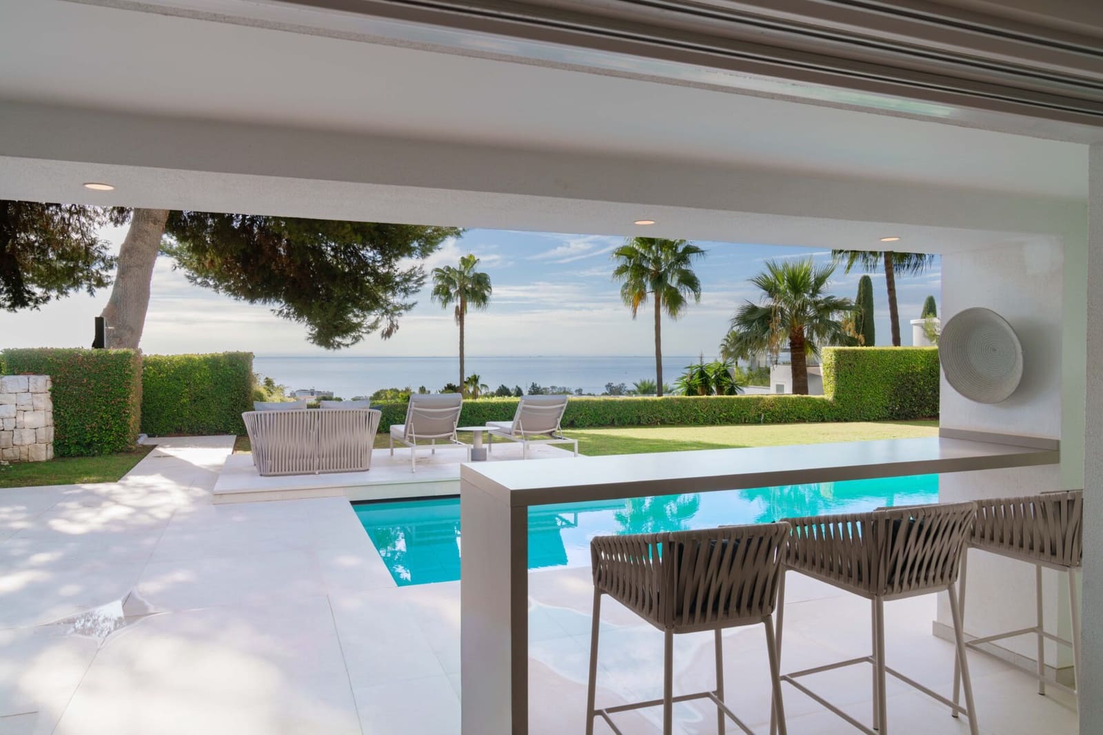5 bedroom Villa for sale in Golden Mile with pool - € 6,200,000 (Ref: 9831077)