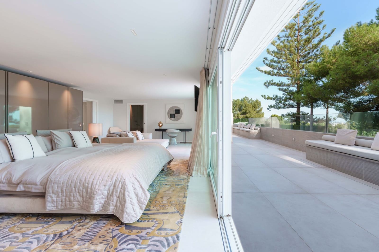 5 bedroom Villa for sale in Golden Mile with pool - € 6,200,000 (Ref: 9831077)