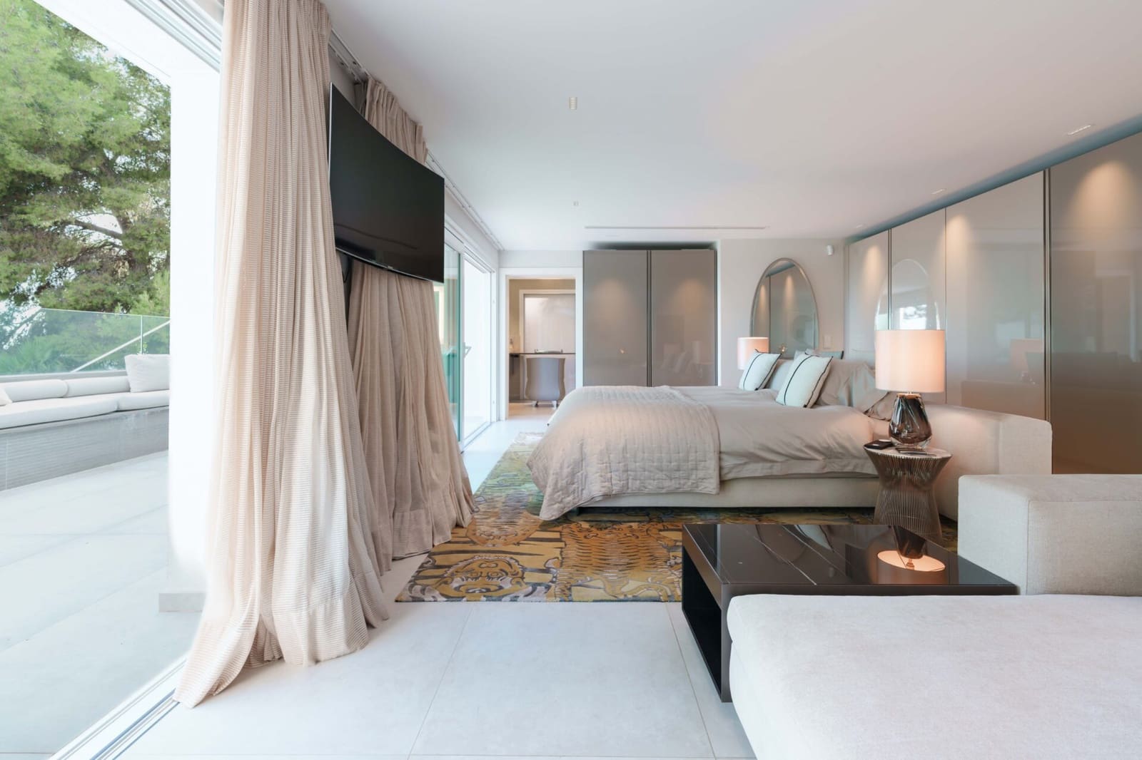 5 bedroom Villa for sale in Golden Mile with pool - € 6,200,000 (Ref: 9831077)