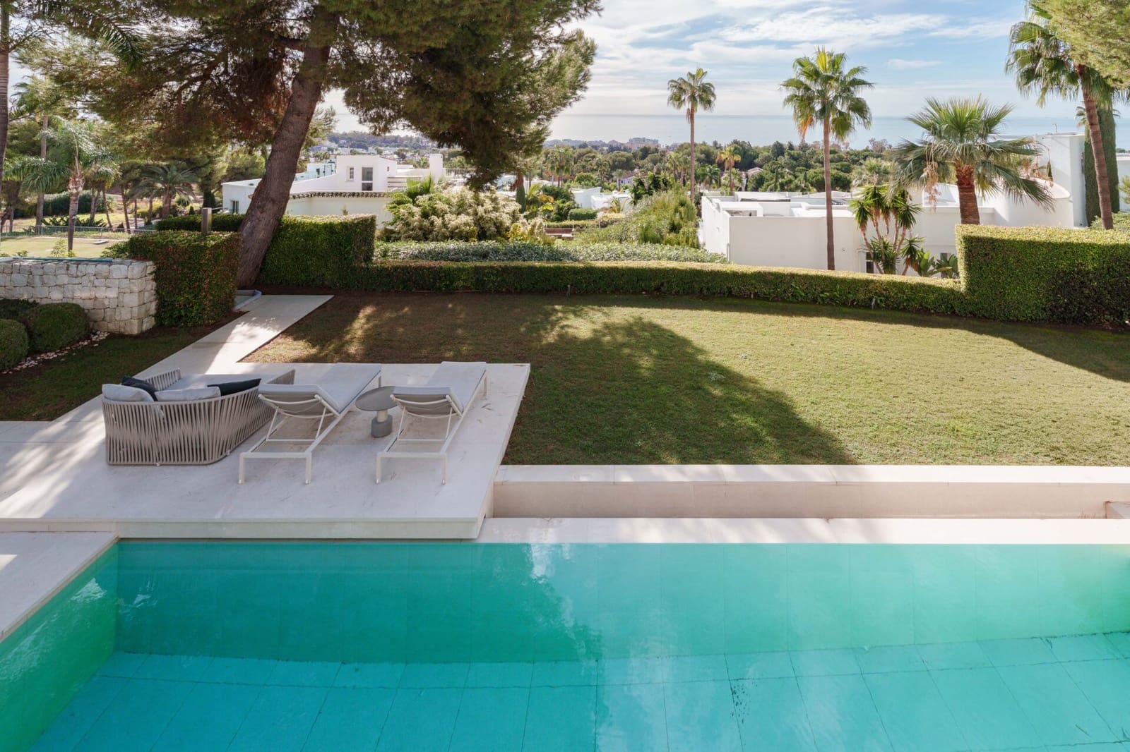 5 bedroom Villa for sale in Golden Mile with pool - € 6,200,000 (Ref: 9831077)