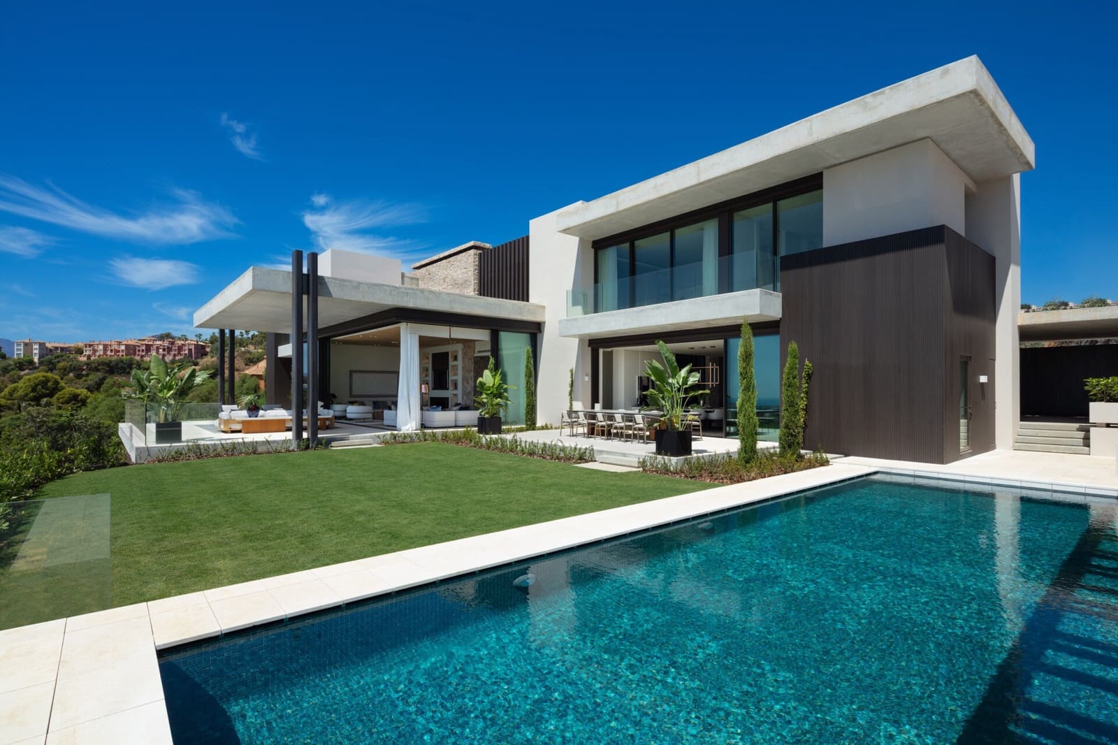 Chalet de 7 habitaciones en La Quinta en venta con piscina - 9.950.000 € (Ref: 9833492)