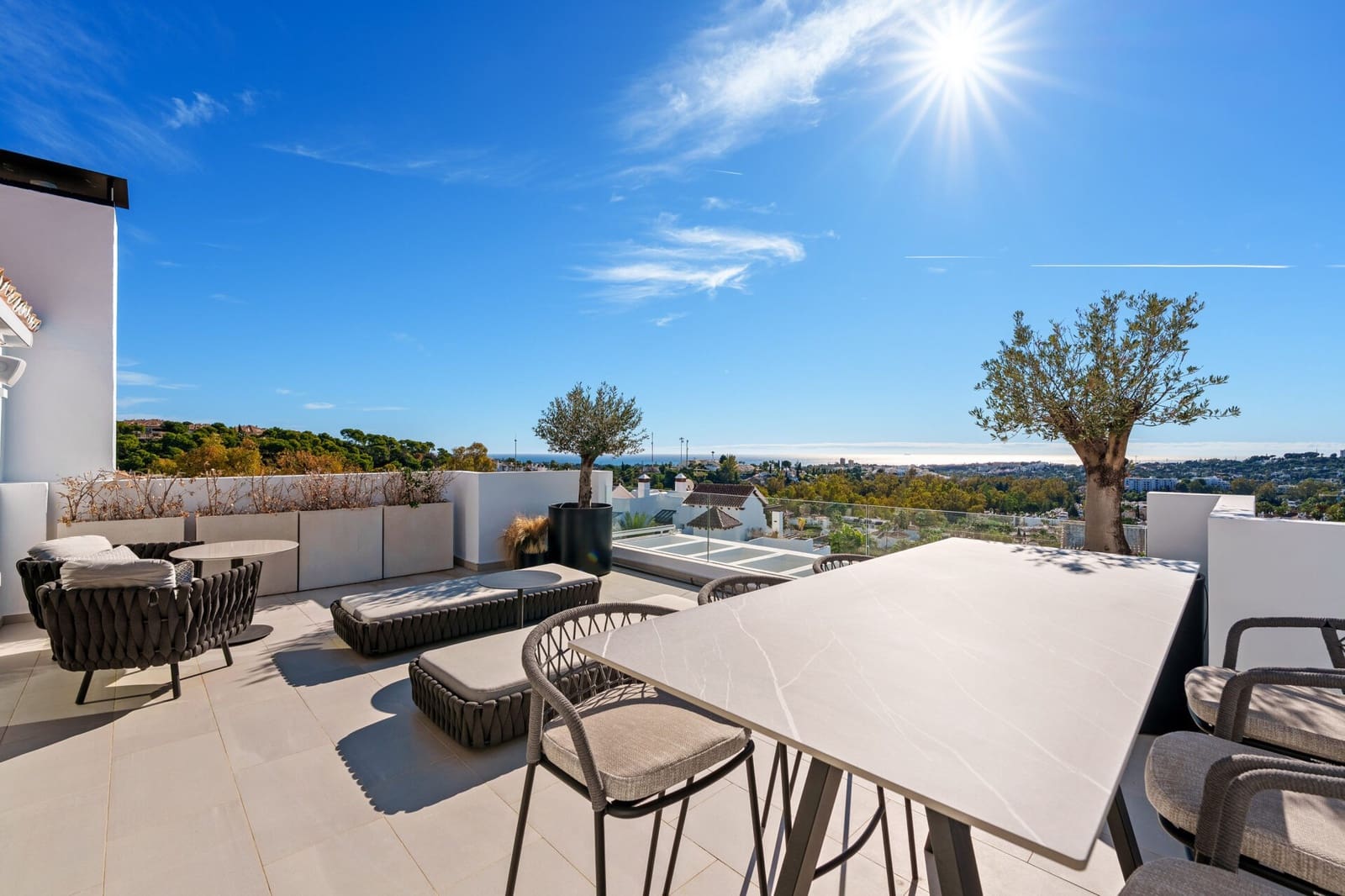 3 bedroom Penthouse for sale in San Pedro de Alcantara with pool garage - € 3,150,000 (Ref: 9833493)