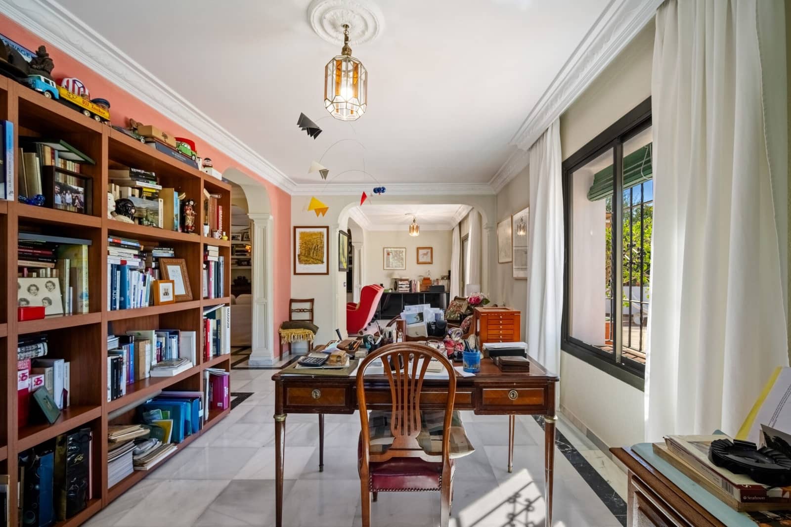 4 sypialnia Willa na sprzedaż w Marbella z basenem garażem - 2 695 000 € (Ref: 9845229)
