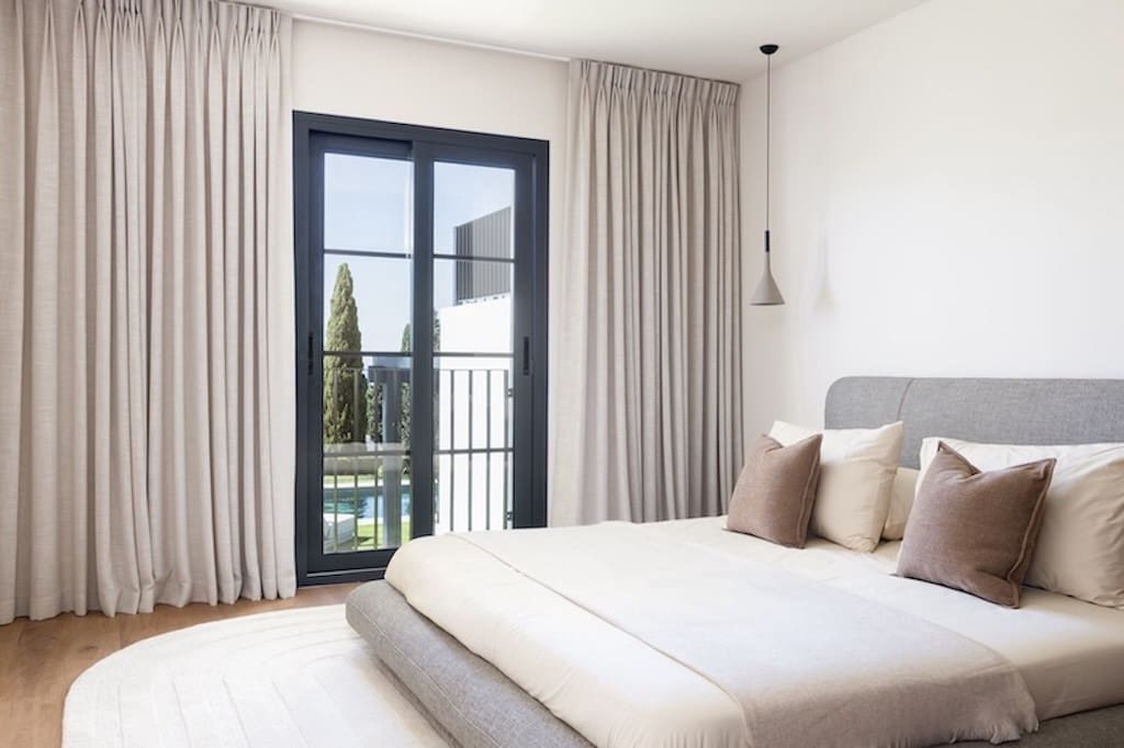 4 Zimmer Villa zu verkaufen in Benahavis - 3.495.000 € (Ref: 9849196)