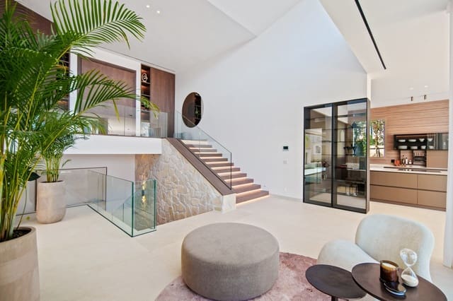 5 quarto Moradia para venda em Nueva Andalucia, Marbella com piscina - 11 750 000 € (Ref: 9851607)