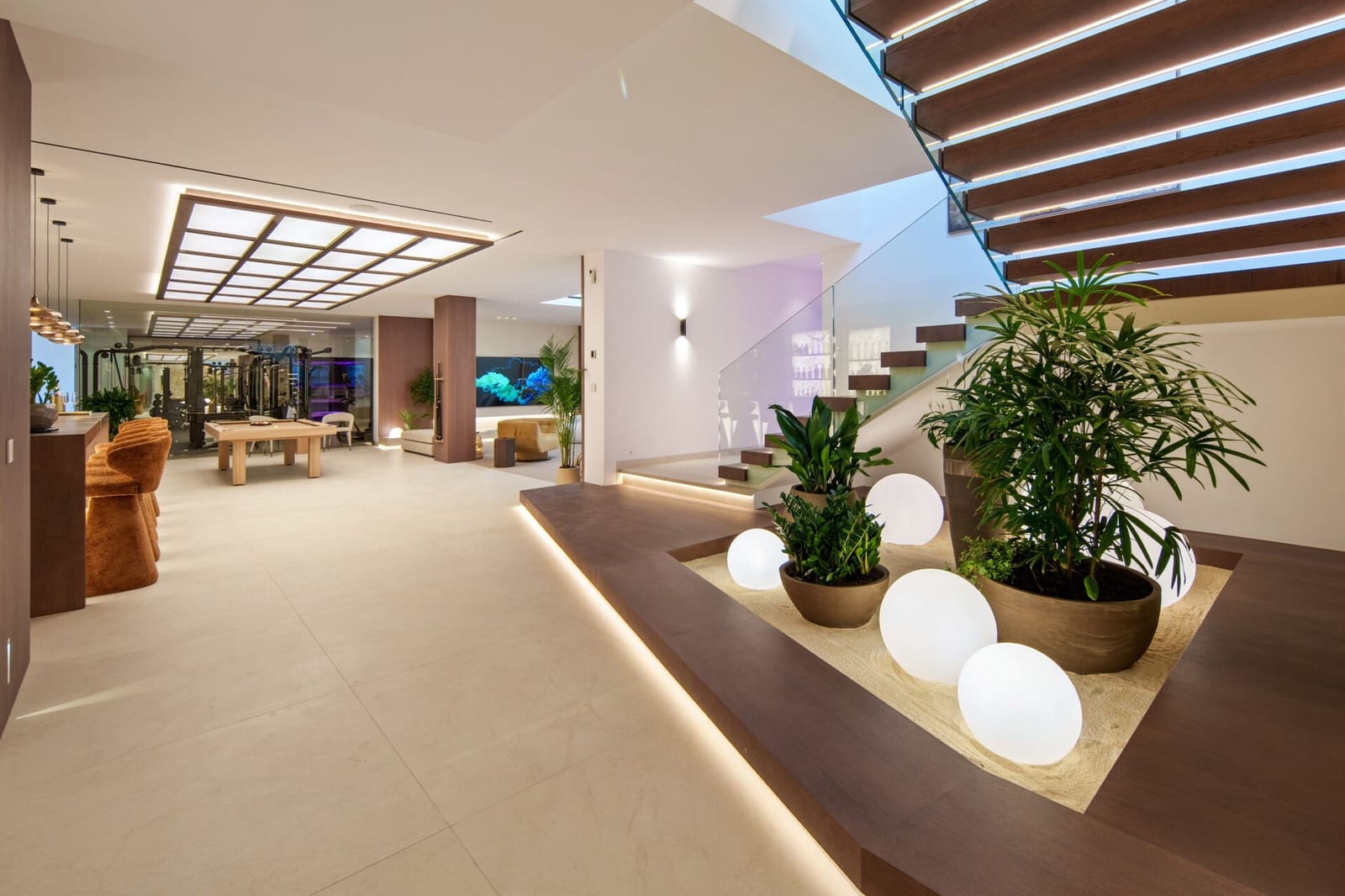 5 quarto Moradia para venda em Nueva Andalucia com piscina - 11 750 000 € (Ref: 9851607)