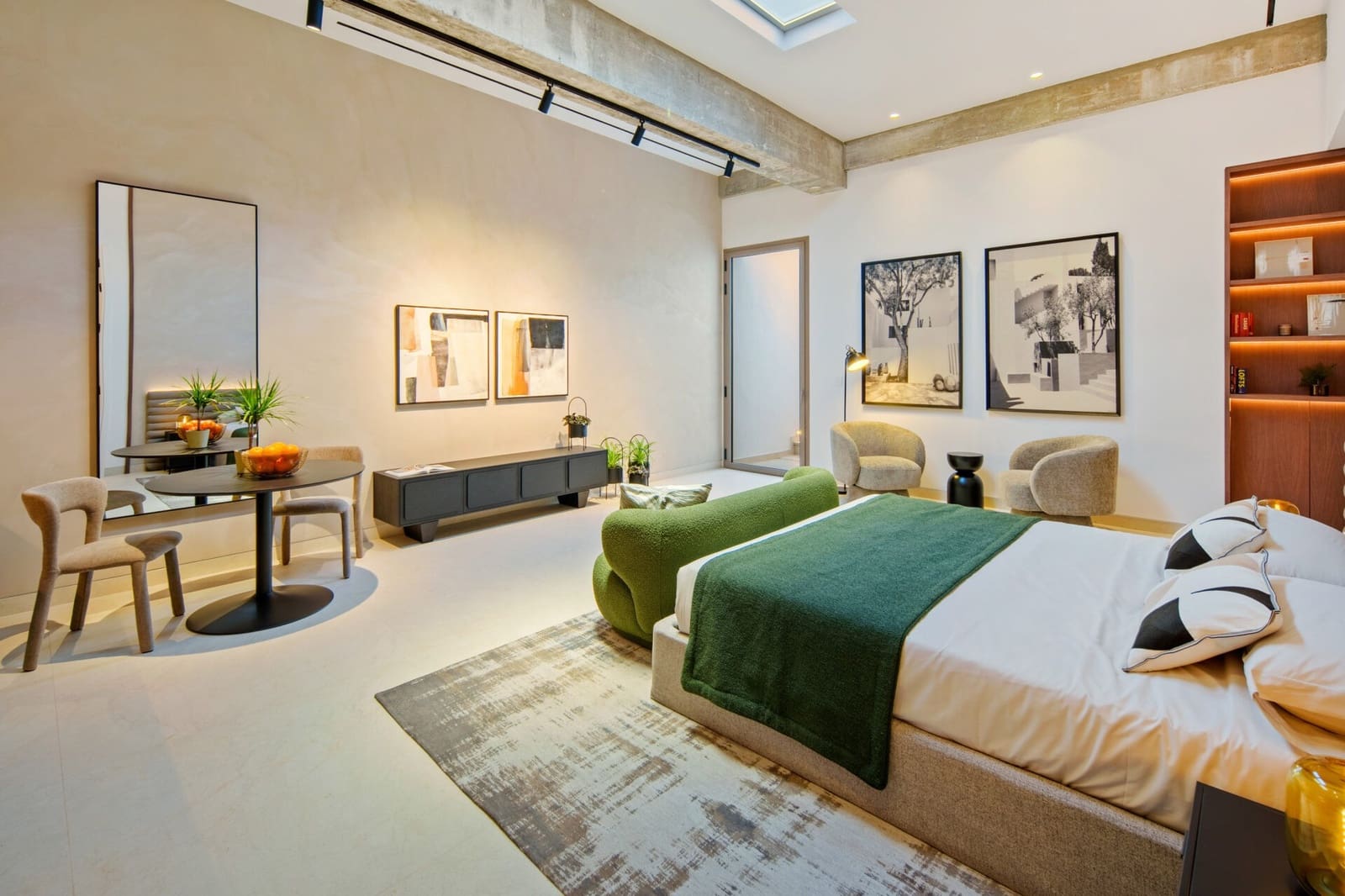5 quarto Moradia para venda em Nueva Andalucia com piscina - 11 750 000 € (Ref: 9851607)