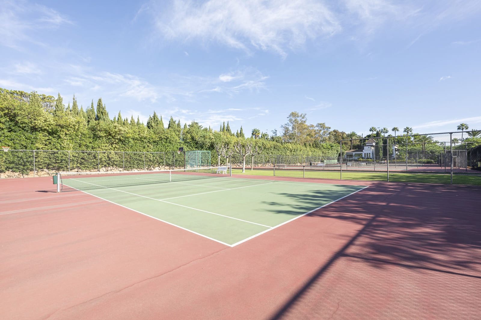 3 bedroom Apartment for sale in Estepona with pool garage - € 2,995,000 (Ref: 9851609)