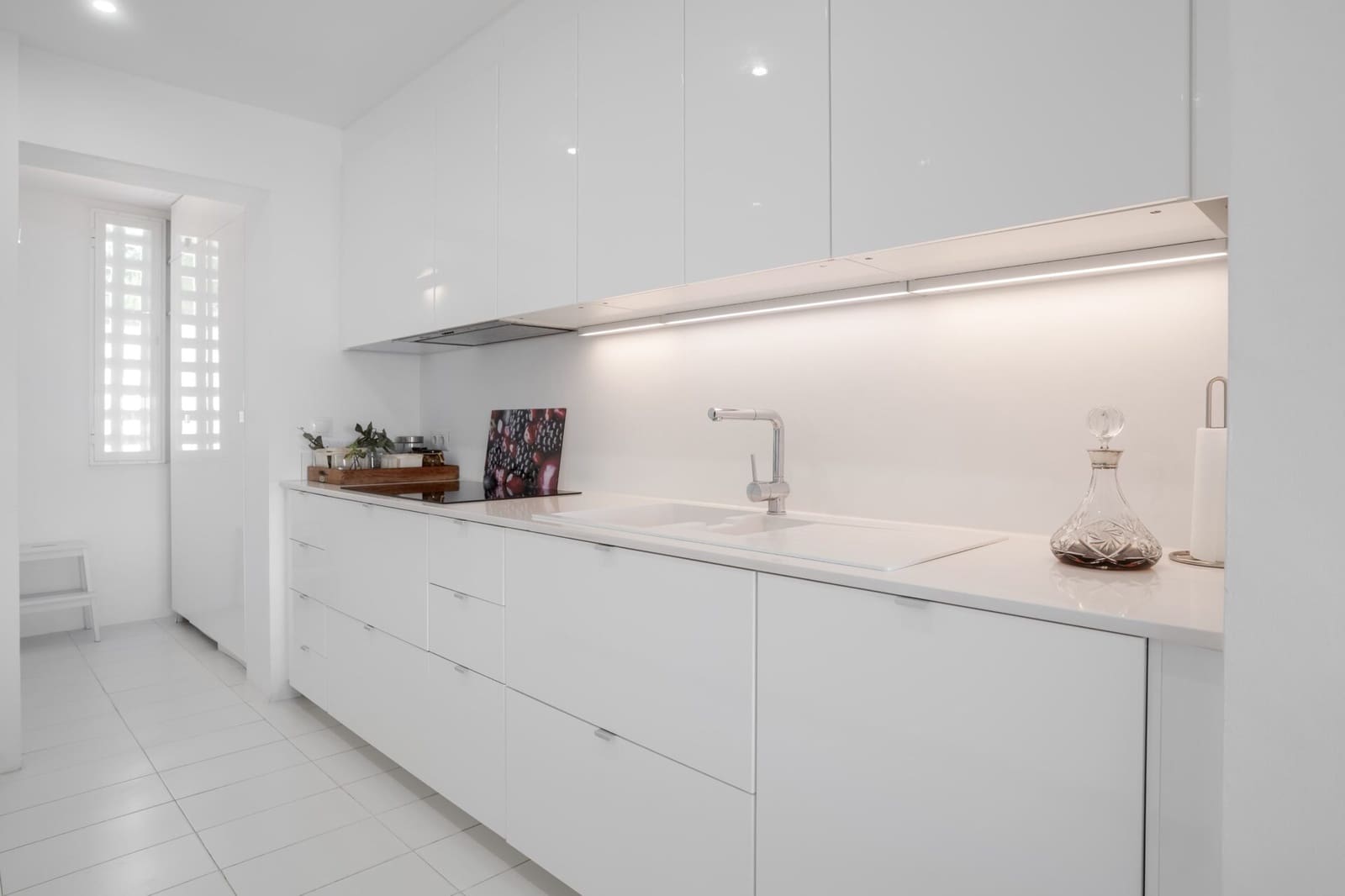 3 soverom Penthouse til salgs i Nueva Andalucia med svømmebasseng - € 1 250 000 (Ref: 9859664)