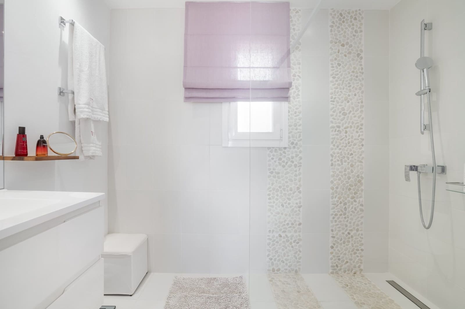 3 soverom Penthouse til salgs i Nueva Andalucia med svømmebasseng - € 1 250 000 (Ref: 9859664)