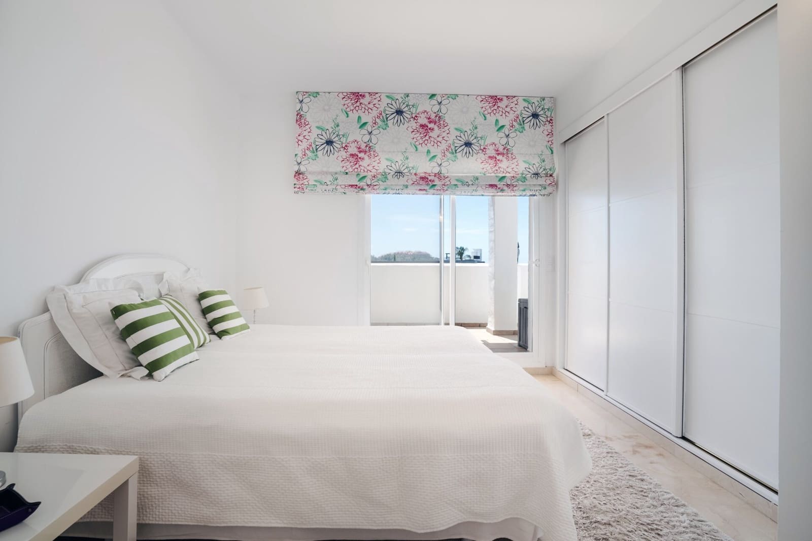 3 soverom Penthouse til salgs i Nueva Andalucia med svømmebasseng - € 1 250 000 (Ref: 9859664)