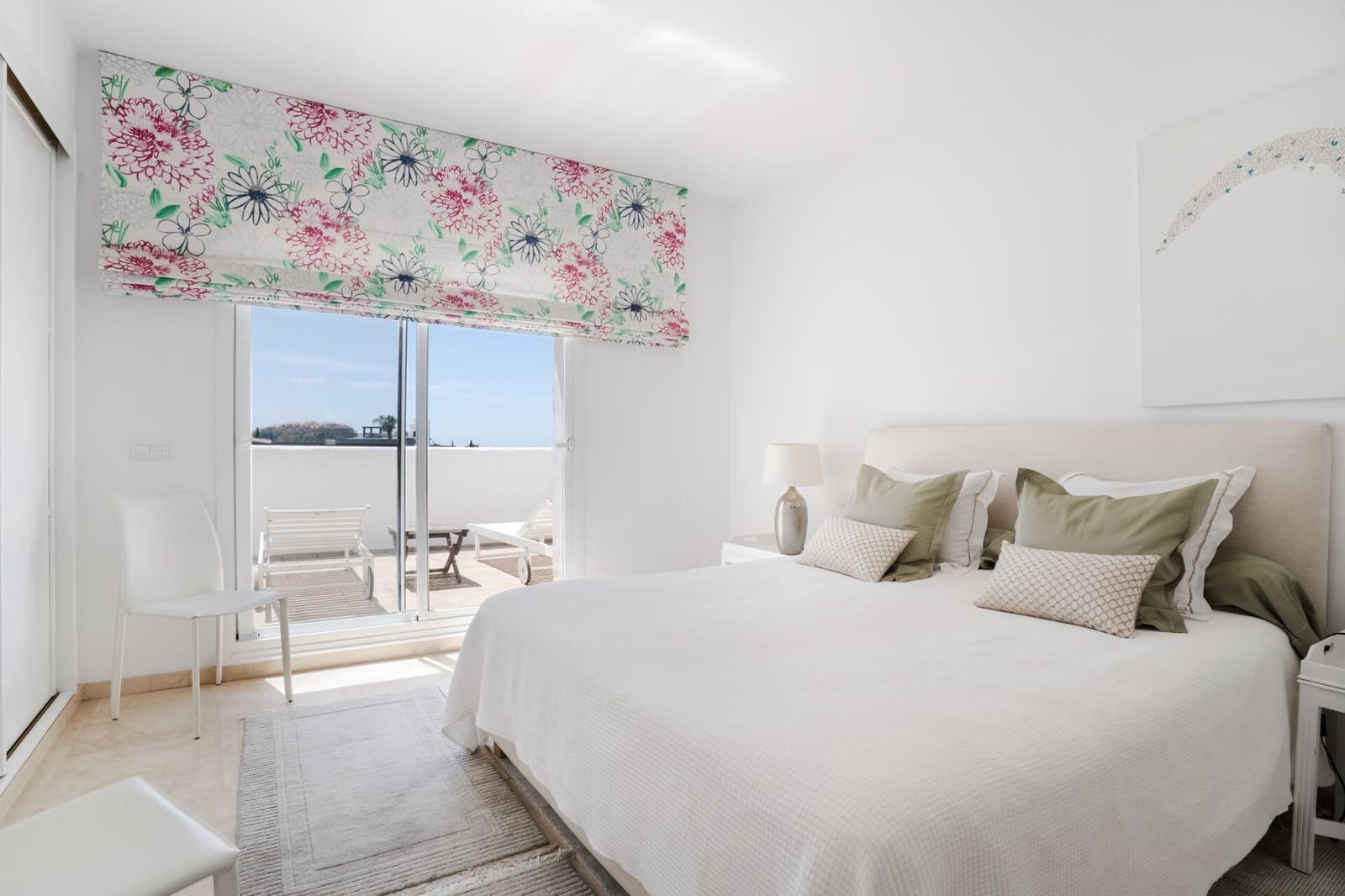 3 soverom Penthouse til salgs i Nueva Andalucia med svømmebasseng - € 1 250 000 (Ref: 9859664)
