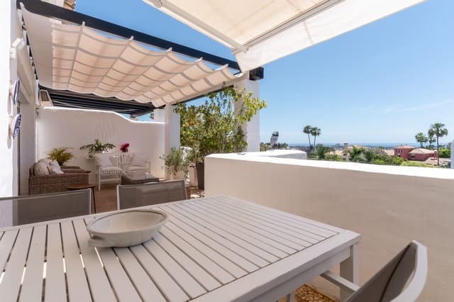 3 soverom Penthouse til salgs i Nueva Andalucia, Marbella med svømmebasseng - € 1 250 000 (Ref: 9859664)