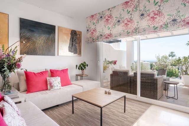 3 soverom Penthouse til salgs i Nueva Andalucia, Marbella med svømmebasseng - € 1 250 000 (Ref: 9859664)