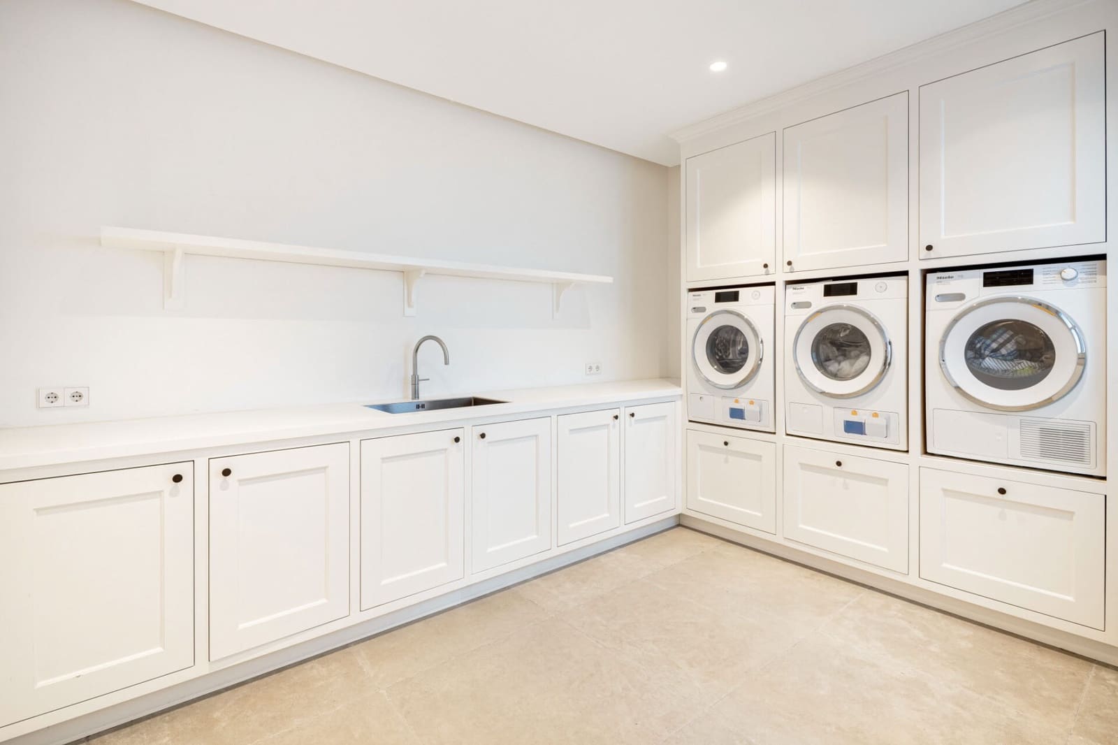 7 slaapkamer Villa te koop in Marbella met zwembad garage - € 10.700.000 (Ref: 9868409)