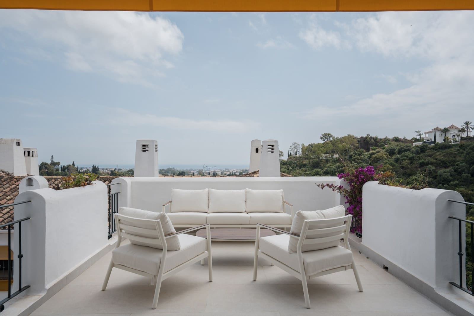 3 slaapkamer Appartement te koop in Benahavis met zwembad garage - € 725.000 (Ref: 9924265)