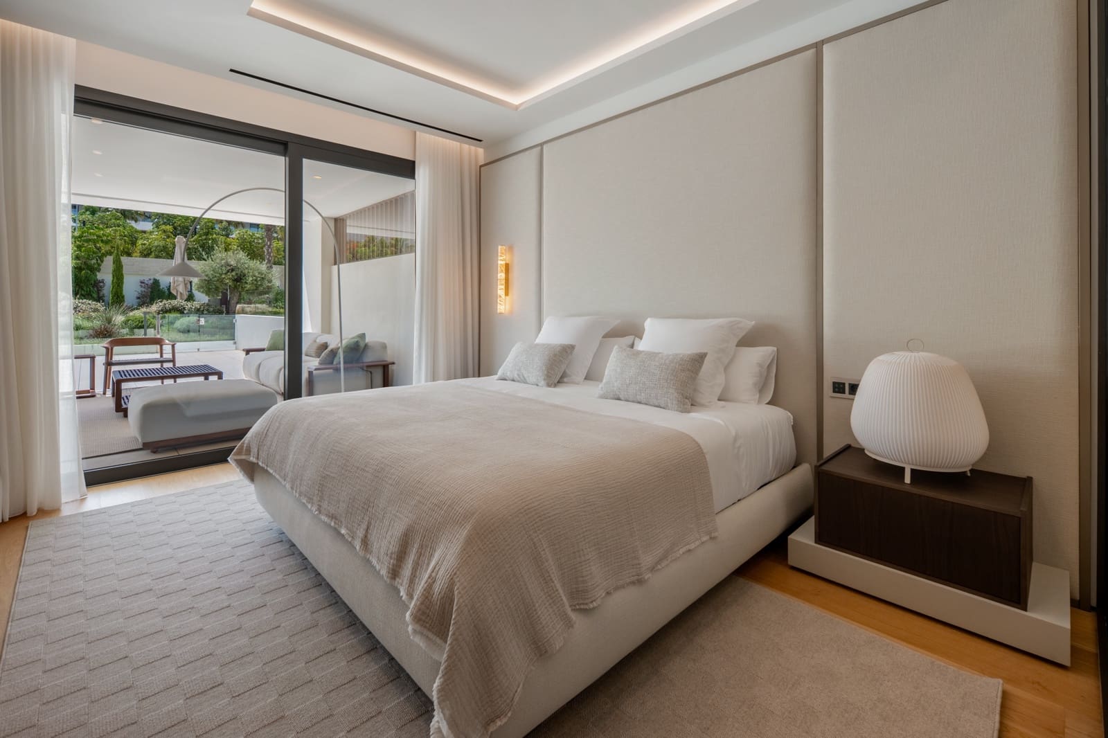 4 slaapkamer Appartement te koop in Golden Mile met zwembad garage - € 4.850.000 (Ref: 9928982)