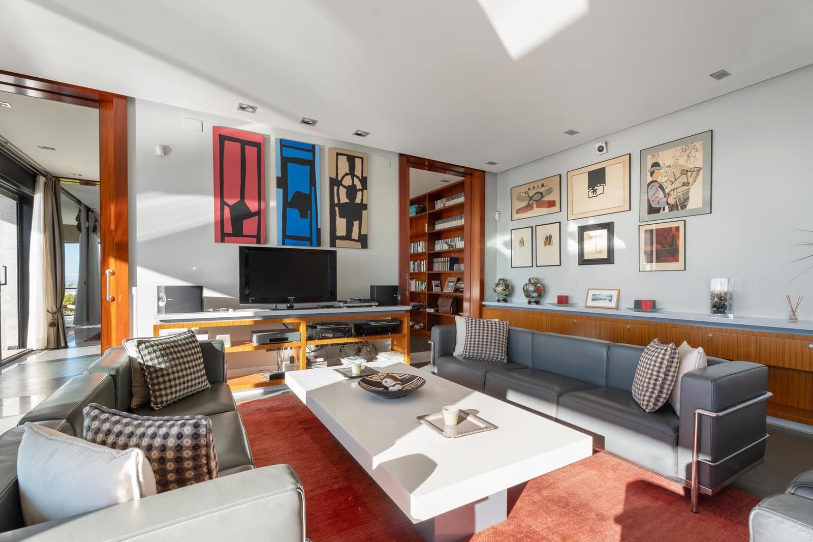 5 sypialnia Willa na sprzedaż w Los Monteros z basenem - 3 700 000 € (Ref: 9933715)