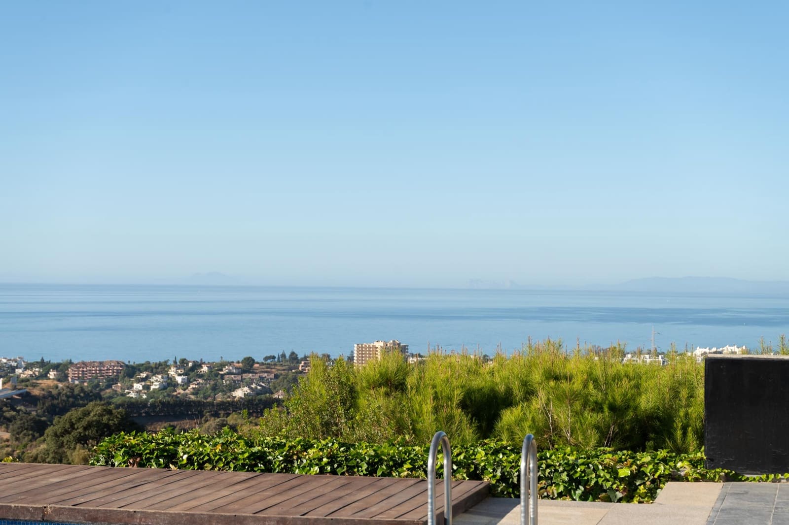 5 sypialnia Willa na sprzedaż w Los Monteros z basenem - 3 700 000 € (Ref: 9933715)