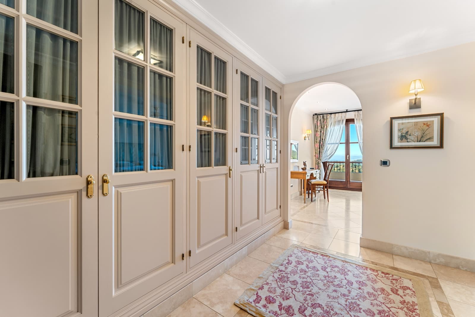 5 bedroom Villa for sale in Estepona with pool garage - € 4,500,000 (Ref: 9936035)