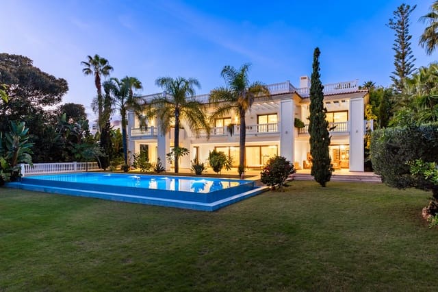 7 bedroom Villa for sale in Estepona with pool garage - € 4,750,000 (Ref: 9957602)
