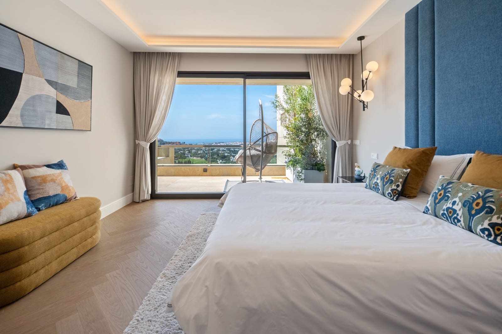 5 sypialnia Penthouse na sprzedaż w Nueva Andalucia - 6 900 000 € (Ref: 9962309)