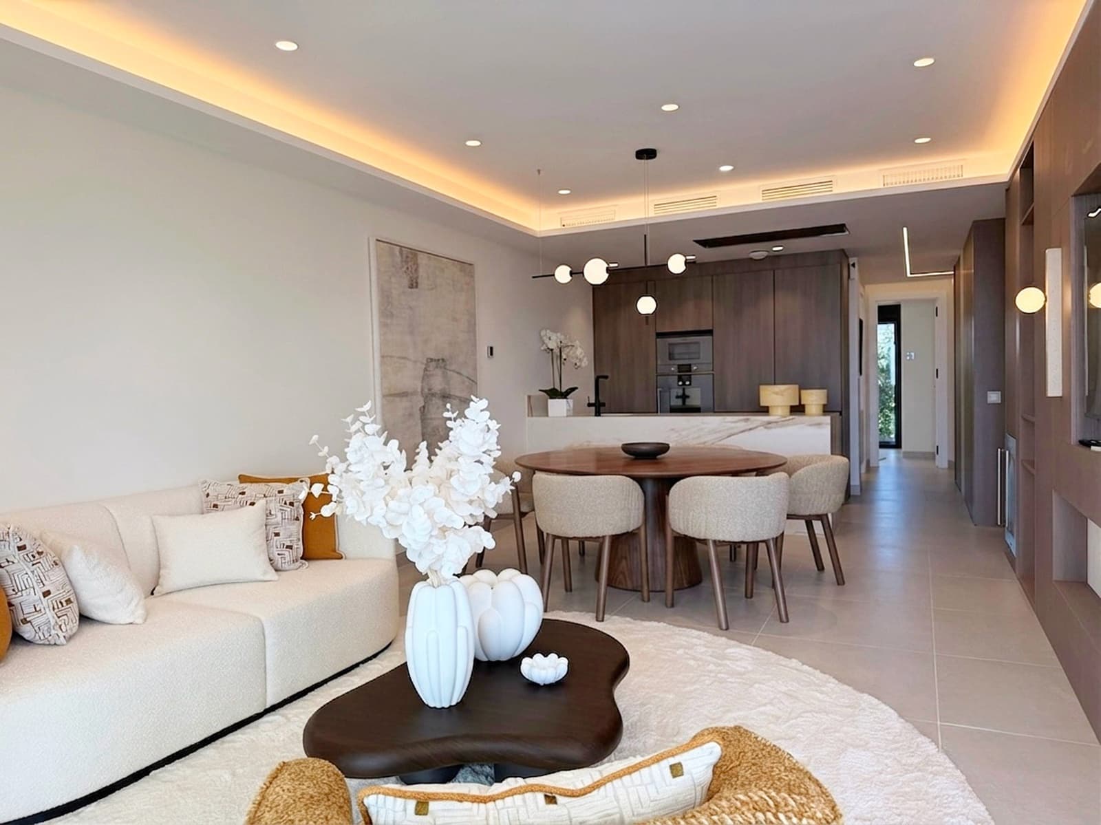 2 slaapkamer Appartement te koop in New Golden Mile met zwembad garage - € 1.595.000 (Ref: 9996752)