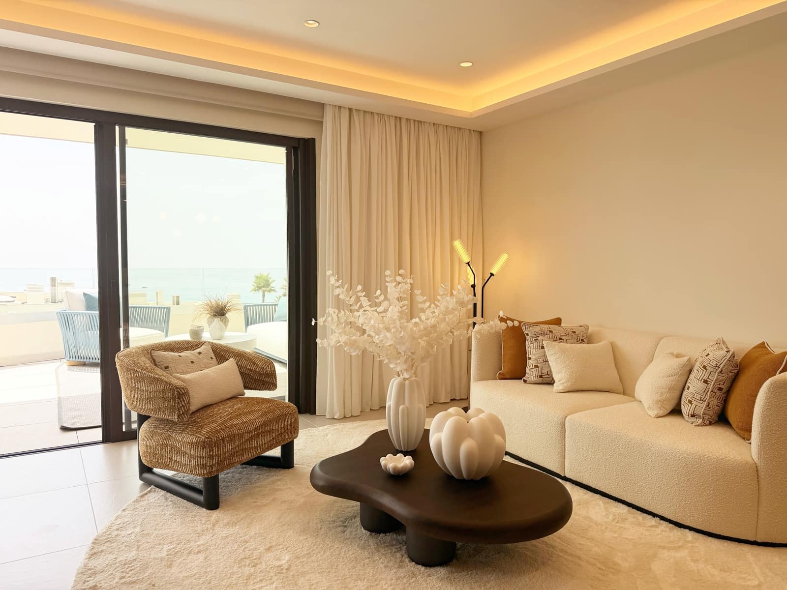 2 slaapkamer Appartement te koop in New Golden Mile met zwembad garage - € 1.595.000 (Ref: 9996752)