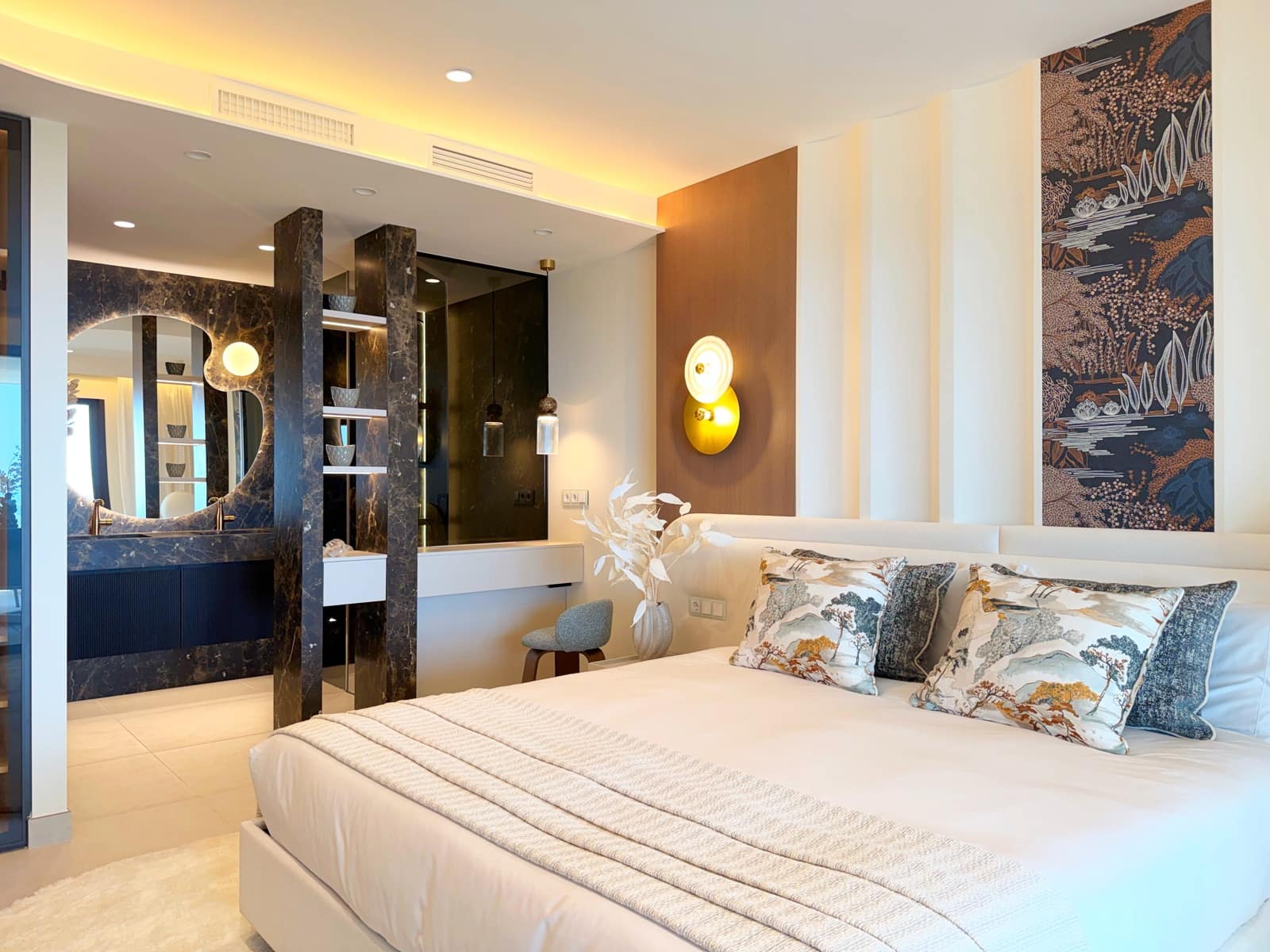 2 slaapkamer Appartement te koop in New Golden Mile met zwembad garage - € 1.595.000 (Ref: 9996752)