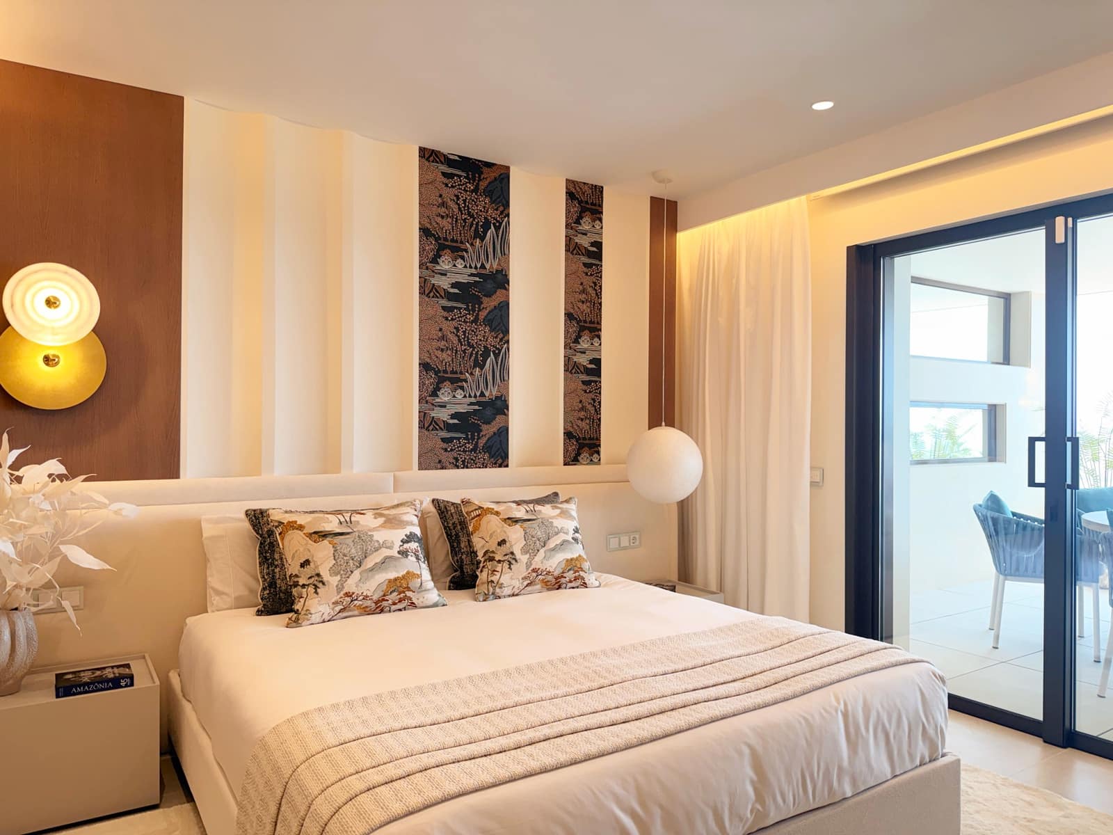 2 slaapkamer Appartement te koop in New Golden Mile met zwembad garage - € 1.595.000 (Ref: 9996752)