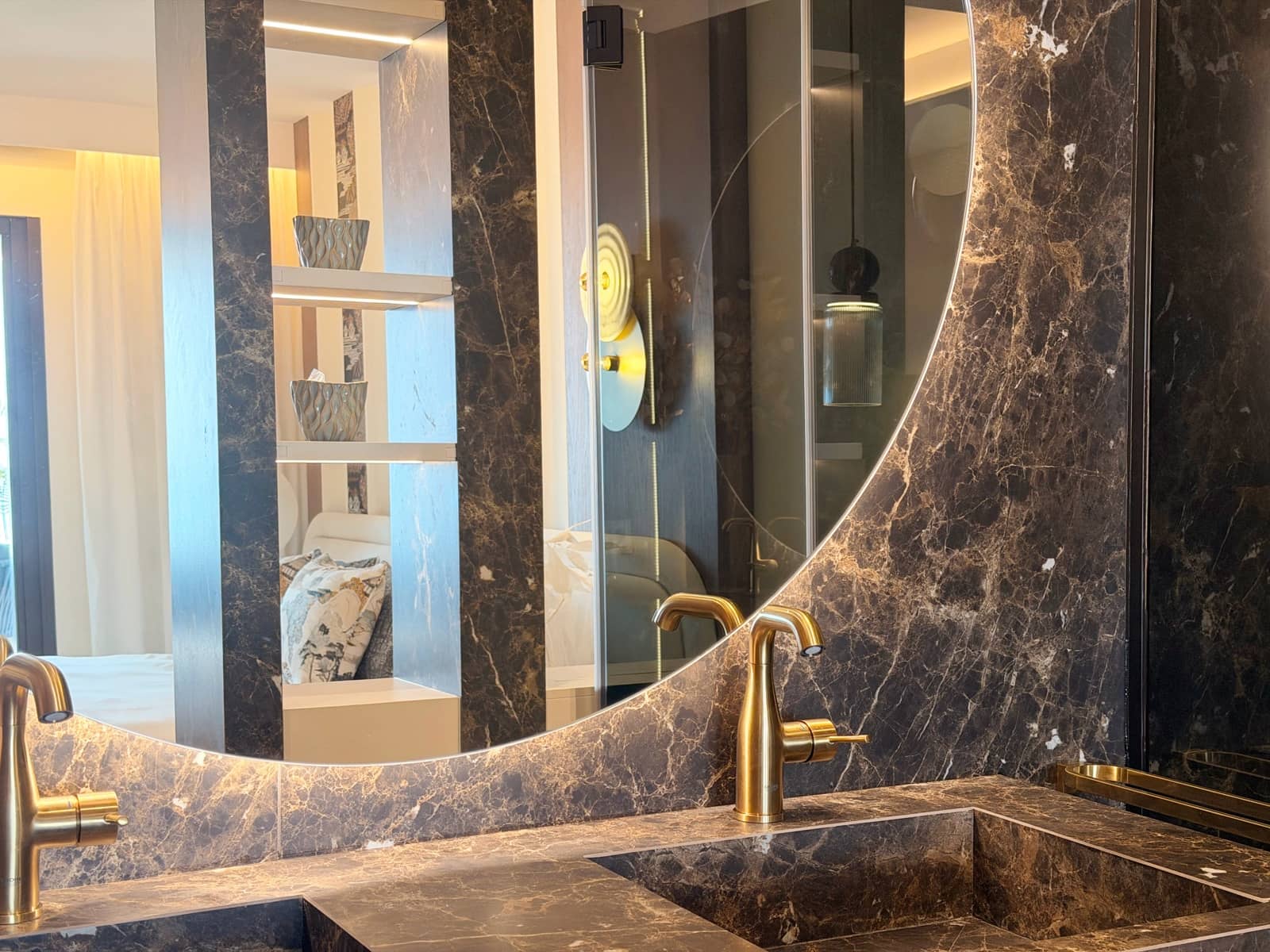 2 slaapkamer Appartement te koop in New Golden Mile met zwembad garage - € 1.595.000 (Ref: 9996752)