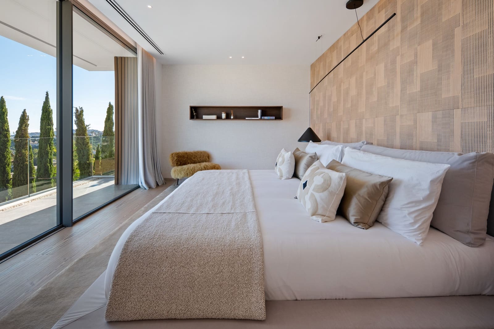 6 slaapkamer Villa te koop in Benahavis met zwembad garage - € 10.495.000 (Ref: 9998413)