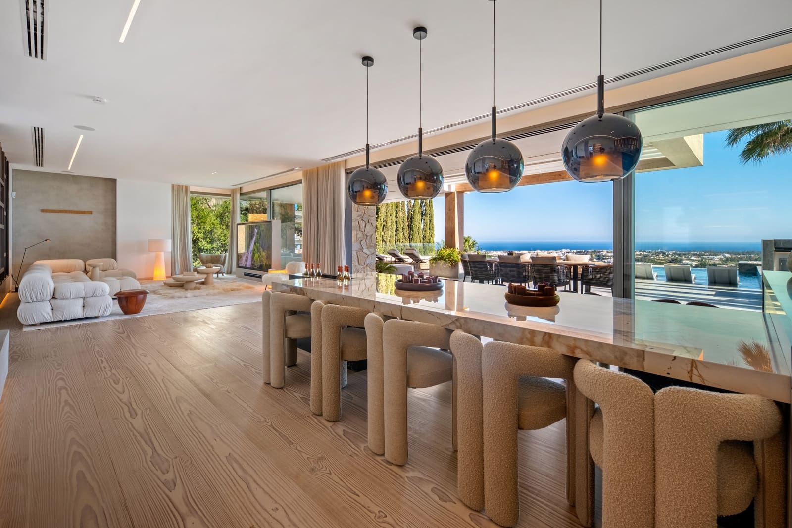 6 slaapkamer Villa te koop in Benahavis met zwembad garage - € 10.495.000 (Ref: 9998413)